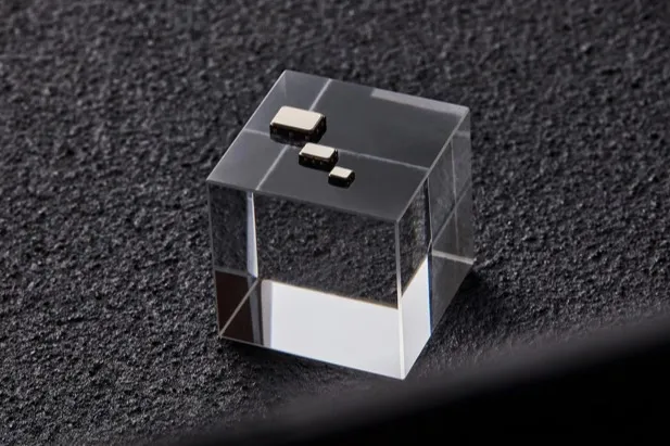 ¿Qué es un oscilador cristalino diferencial? ¿Cuáles son sus ventajas?