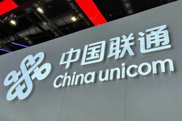 Saisi x Shanghai Unicom | ¡Resuelve la necesidad de sincronización de alta precisión en centros de datos IDC con equipos de comunicación 5G de Saisi!